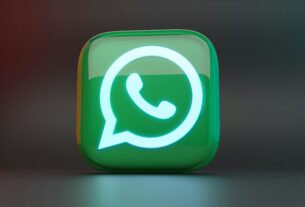 de um up no WhatsApp